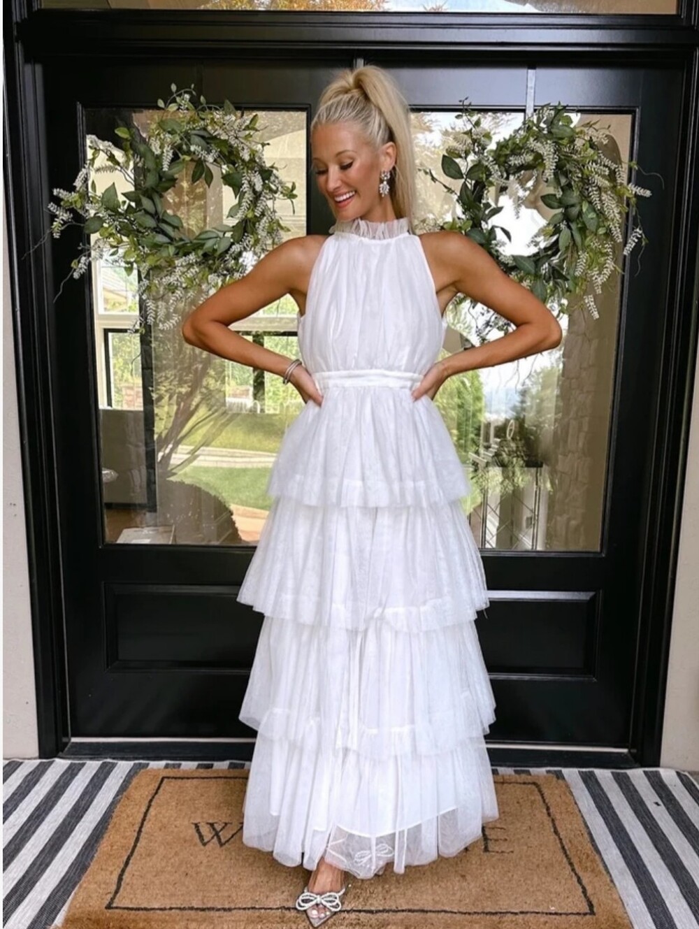 Selfie Leslie White Tulle Tiered Highneck Halter Tulle Bow Sash Back Neck Maxi